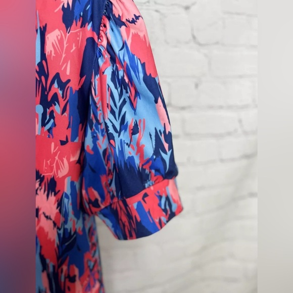 Liofoer New Women’s Top T-shirt 3 Button Front shorts Puff Sleeves L Blue Red - Picture 3 of 9